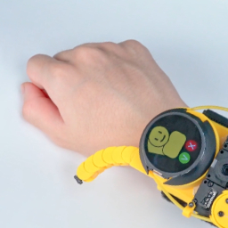 Augmenting smartwatch with a rollable tentacle